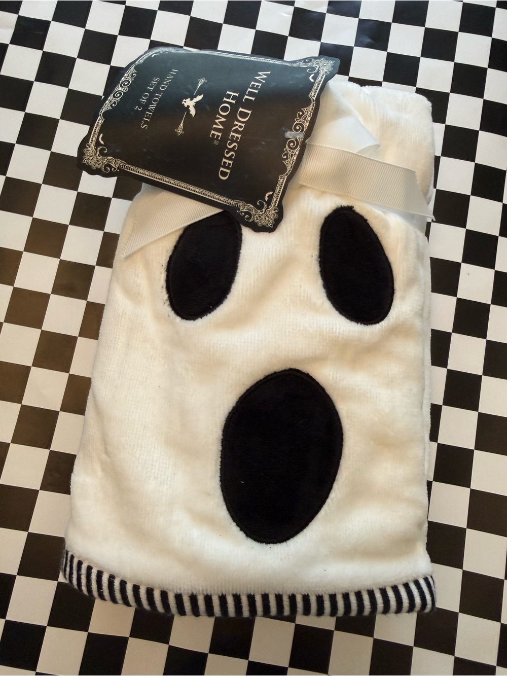 Well Dressed Home Ghost Hand Towels Set of 2